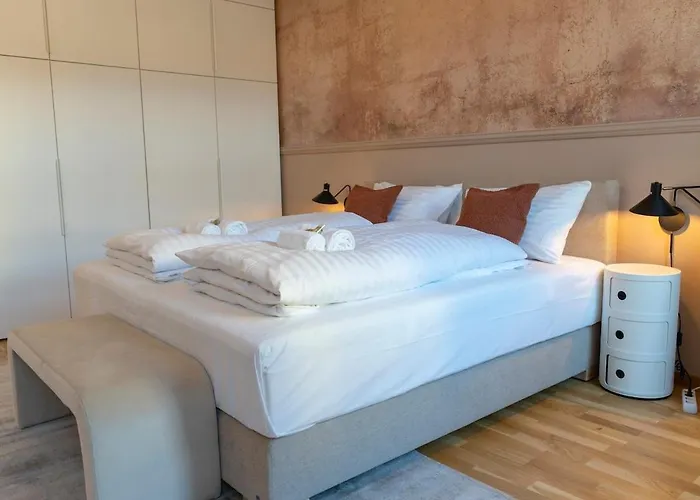 Josef's I Urban Living I Premium 04 Апартаменти *