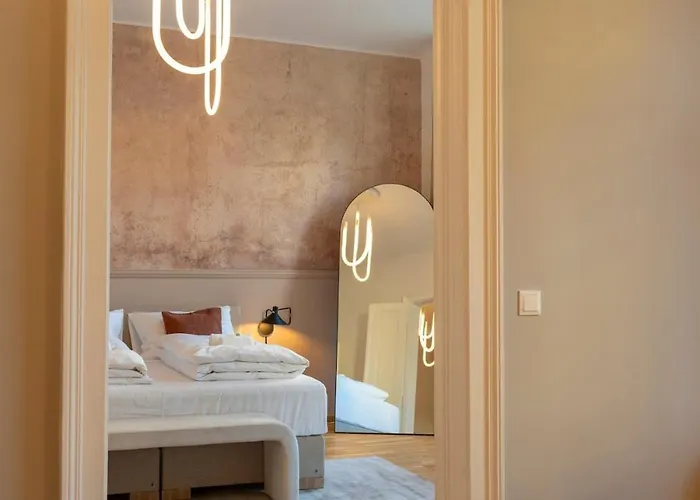 Josef's I Urban Living I Premium 04 Апартаменти